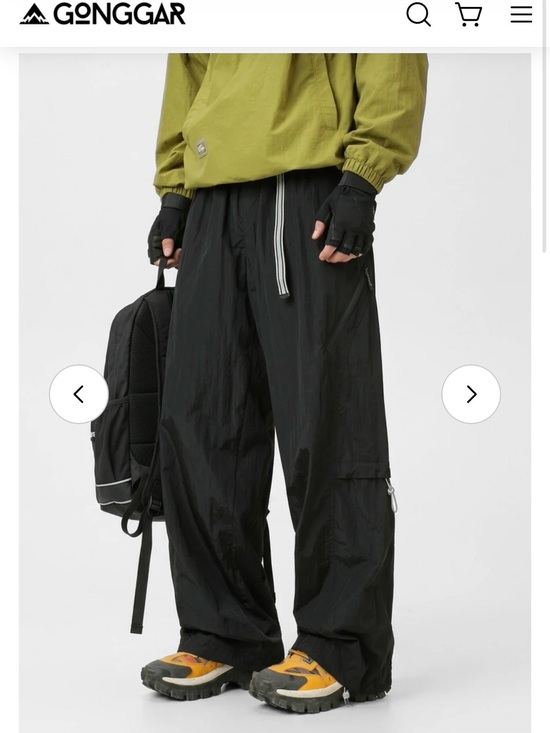 Gonggar Pants - Gonggar Women's Black Wide-Leg Cargo Pants